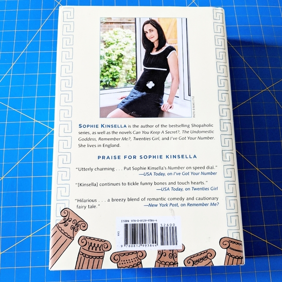 SOPHIA KINSELLA Wedding Night Hardcover Book - Picture 2 of 2